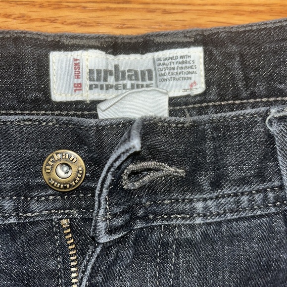 Low waisted 90s jeans. Size 16 in teens. - Picture 2 of 2